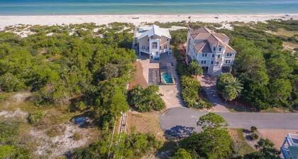 Private Pool, Elevator, Sleeps 20, Bob Sikes Cut!