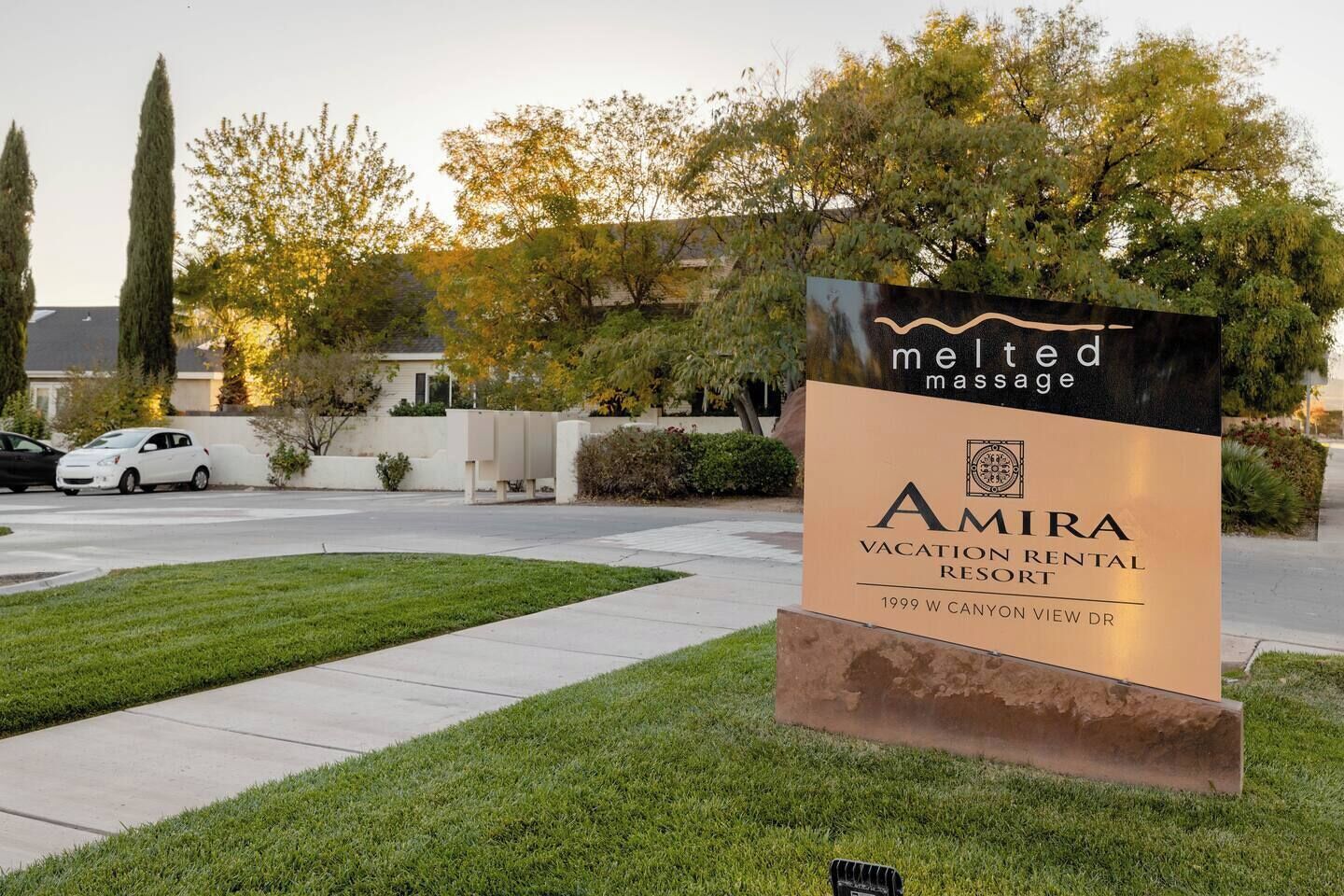A sign for Amira Vacation Rental Resort at 1999 W Canyon View Dr.