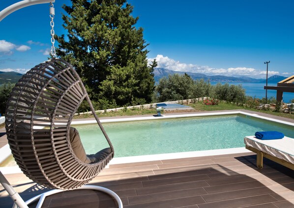 Outdoor pool - Anatoli villas lefkada (Nidri)