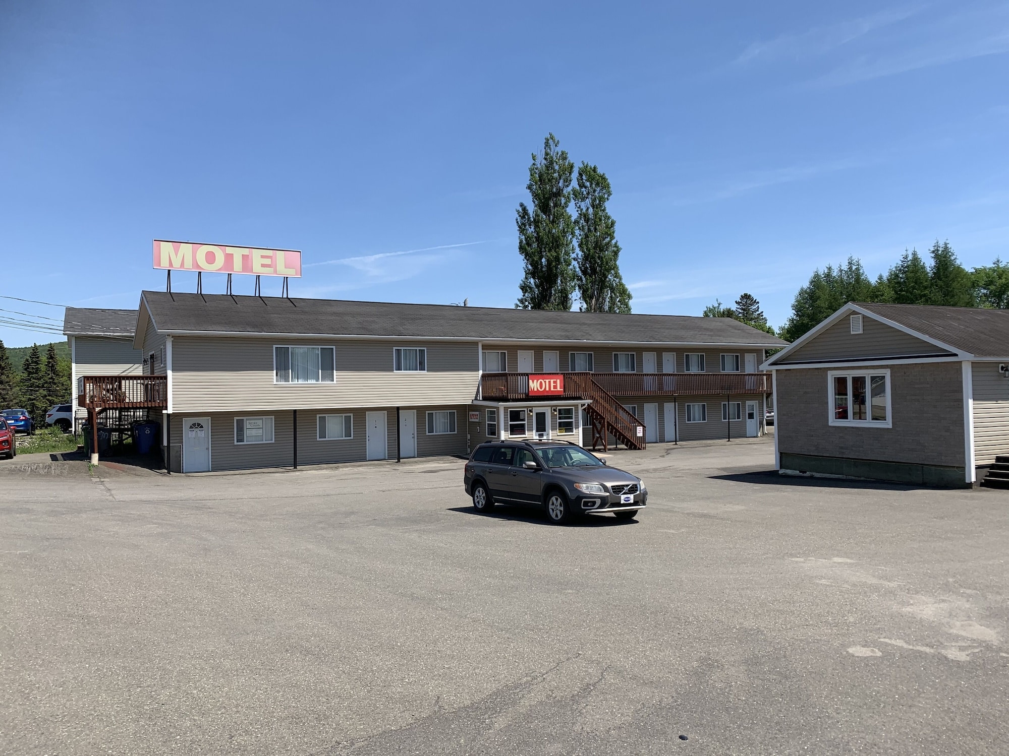 2 Star Hotels