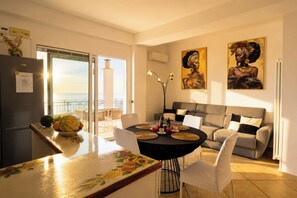Dining - House Cloe panoramic terrace sea view (Taormina)