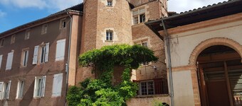 Old house for 7 people in the centre of Gaillac