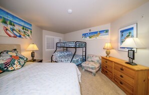 2 عدّة غرف نوم ومكواة/لوح كي وواي فاي مجانًا وملاءات أسرّة