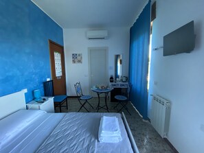 Superior Double Room, Balcony, Sea View | Desk, free WiFi - B&B Il Tramonto (Capo d'Orlando)