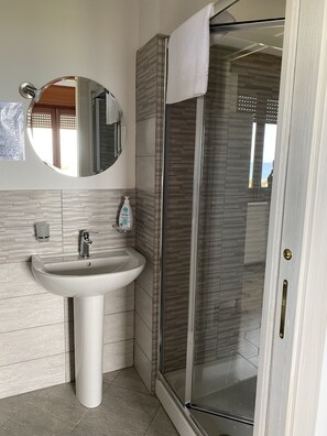 Deluxe Double Room, Balcony, Sea View | 1 bedroom, desk, free WiFi