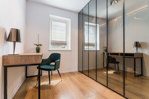 Panoramic-Penthouse, 3 Schlafzimmer, Terrasse, Bergblick | Wohnbereich