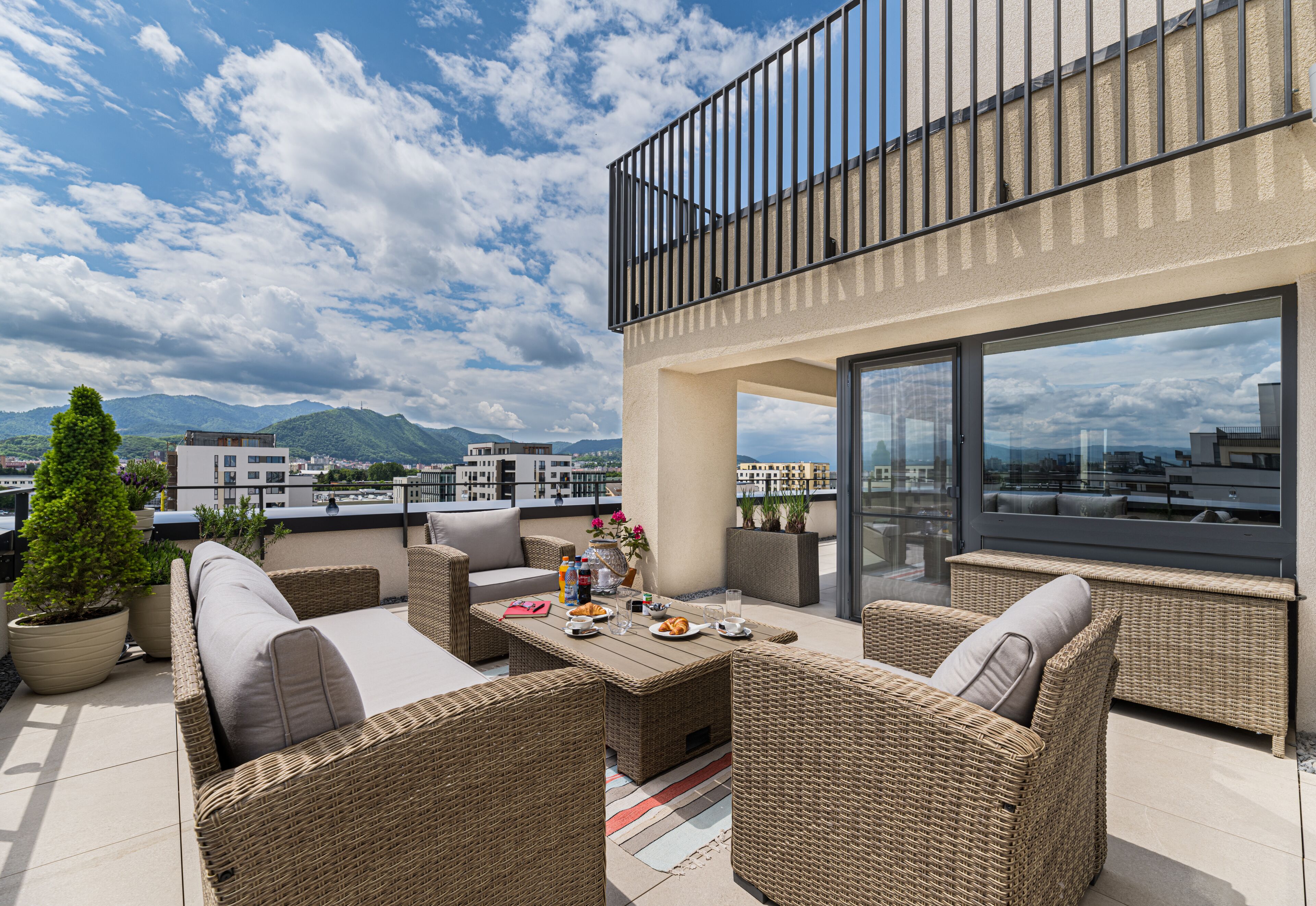 Panoramic Penthouse, 3 Bedrooms, Terrace, Mountain View | Terrace/patio