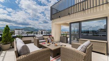 Panoramic Penthouse, 3 Bedrooms, Terrace, Mountain View | Terrace/patio