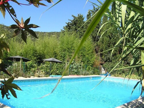 Independent  Cottage 2 bedrooms, garden pool WIFI set in meadows &  great views