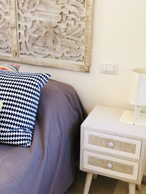 1 camera, Wi-Fi gratuito, lenzuola