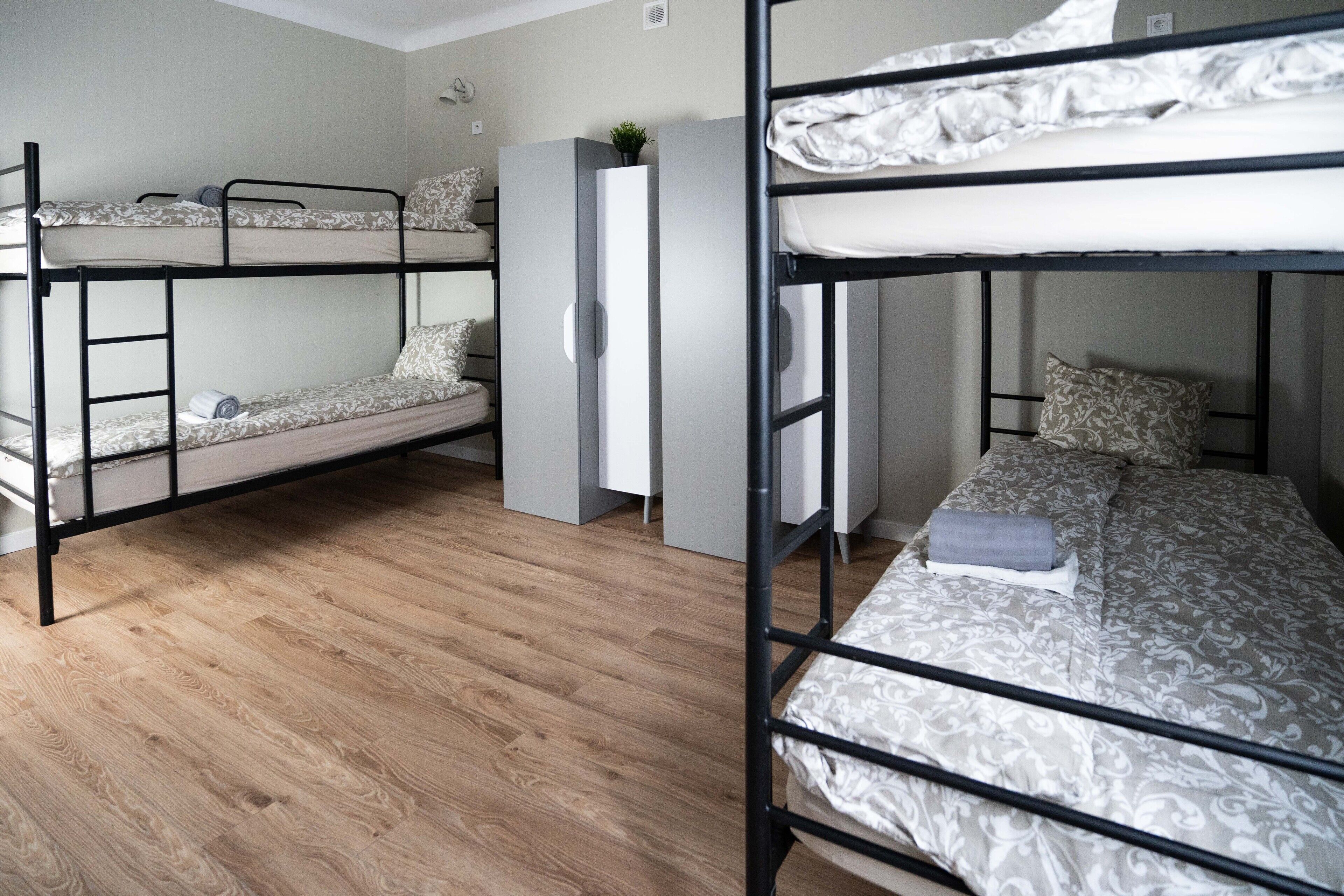 basic room | individually decorated, individually furnished, desk, laptop workspace