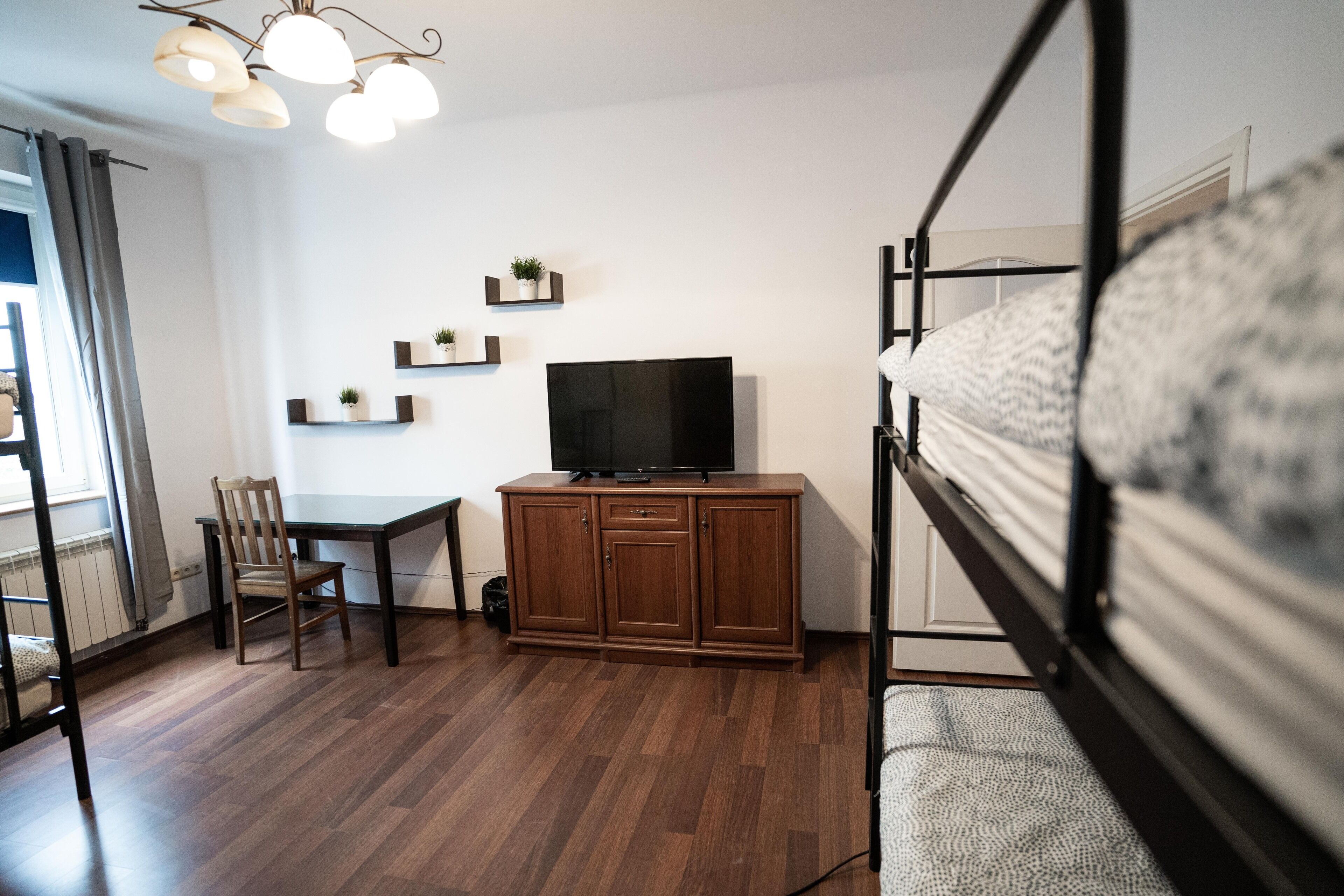 basic room | living area