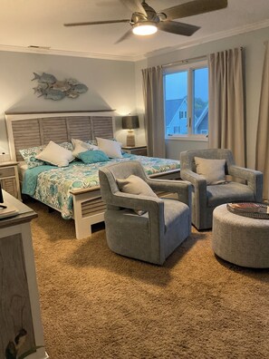 5 bedrooms, desk, iron/ironing board, free WiFi