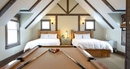 Luxury 2-Bedroom Cottage in Downtown Berlin