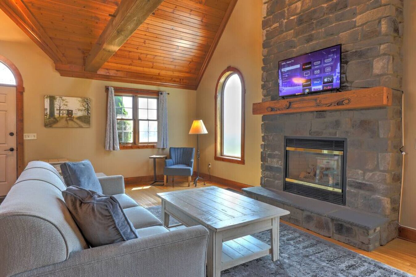 TV connectée, cheminée