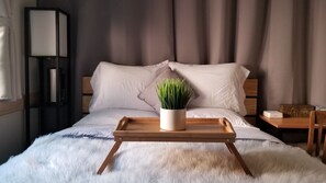 1 habitación, escritorio y wifi