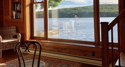 Rustic Lakeside Cabin at White Gate Farm