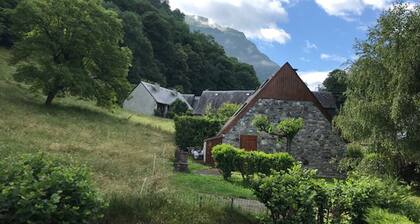 Nice chalet with garden 