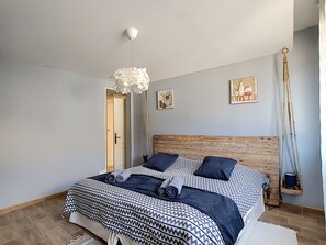 2 chambres, lit parapluie, Wi-Fi gratuit, draps fournis