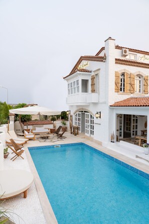 Outdoor pool - Anıt Konak (Cesme)