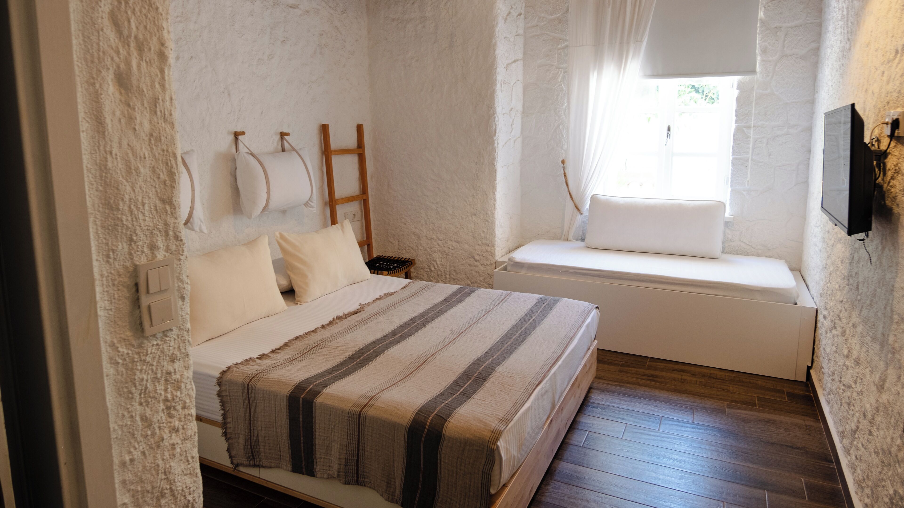 Habitación exclusiva doble, vistas al jardín | Ropa de cama de alta calidad, minibar, decoración individual