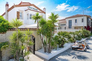 Fachada da propriedade