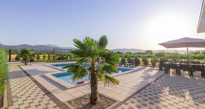 Villa Antea - privat heated pool, brand new villa, relaxing, rural near sea