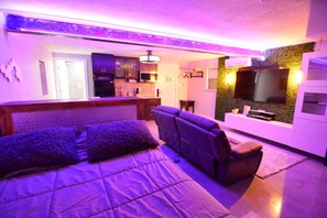 1 Schlafzimmer, Schreibtisch, Bügeleisen/Bügelbrett, kostenloses WLAN