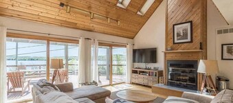 Gorgeous North Lake Leelanau frontage.  