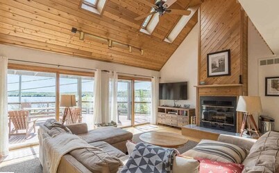 Gorgeous North Lake Leelanau frontage.  