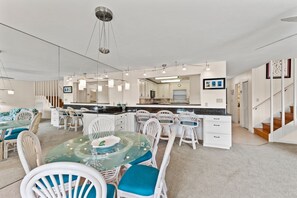 Dining - Blind Pass Condos at Bowman's Beach F204 on beautiful Sanibel Island (Sanibel)