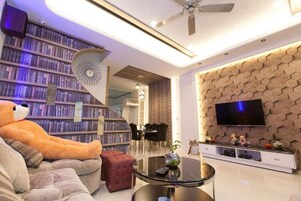 Double Room, Shared Bathroom (A101) | Room amenity