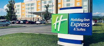 Holiday Inn Express & Suites Moundsville by IHG