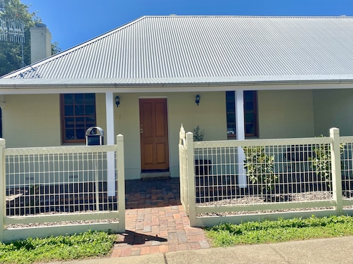 47 Perry - Mudgee CBD