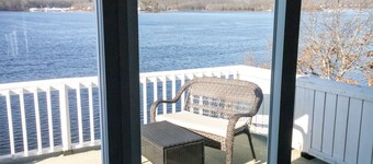 Spectacular home with an amazing river view