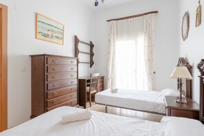 3 Schlafzimmer, Bügeleisen/Bügelbrett, kostenloses WLAN, Bettwäsche