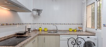 Spacious Apartment in Villa Gallardo with A/C, Wi-Fi & Shared Pool