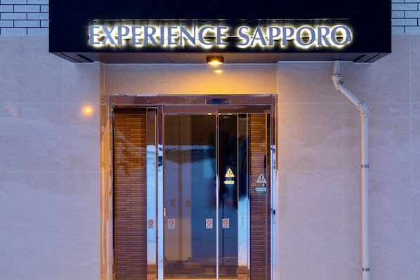 Entrada al alojamiento