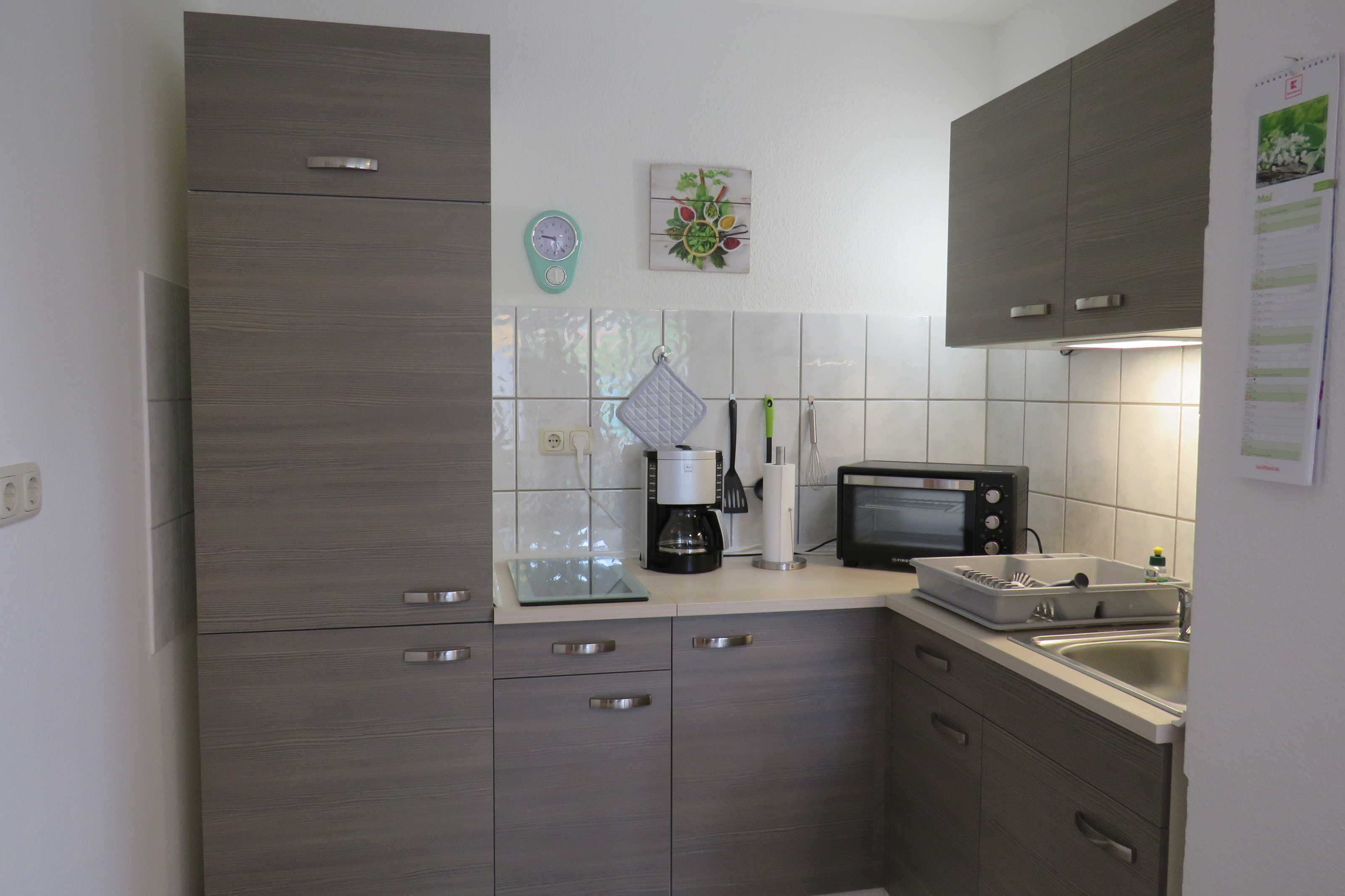 Fridge, oven