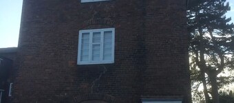 JJ's "Gin Palace" luxury riverside townhouse