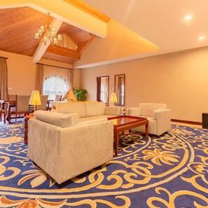 Minibar, in-room safe, blackout drapes, free WiFi - Asia Gulf Hotel (Xiamen)