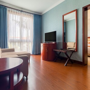 Minibar, in-room safe, blackout drapes, free WiFi - Asia Gulf Hotel (Xiamen)