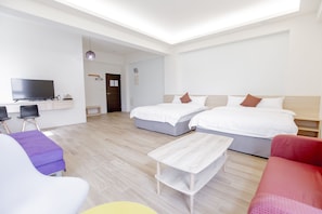 Blackout curtains, free WiFi, bed sheets