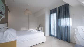 Apartamento, de frente para a praia | 1 quarto, frigobar, escrivaninha, quartos à prova de som