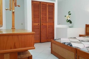 1 bedroom, iron/ironing board, bed sheets