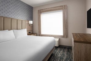 Suite, 1 trÚs grand lit, non-fumeurs, baignoire à jets (with Sofabed, Full Kitchen) | 1 chambre, literie de qualité supérieure, surmatelas