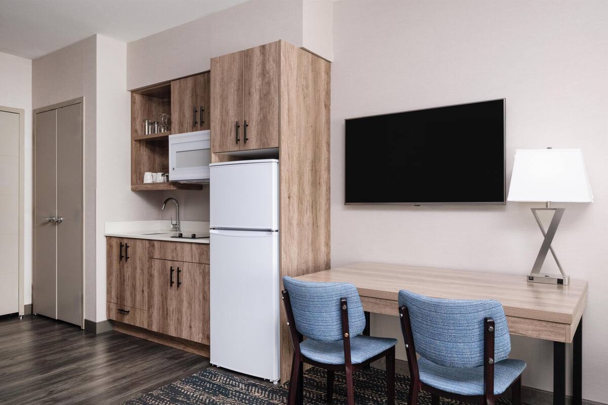 1 chambre, literie de qualité supérieure, surmatelas