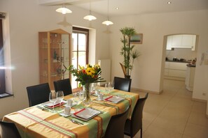 Dining - ChienMarin Healthfarm & Residences (*****) Anno 1712 (Nieuwpoort)