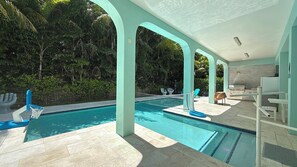 Outdoor pool, a heated pool