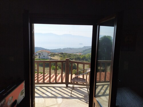 Luxurious Main Vila Lichada